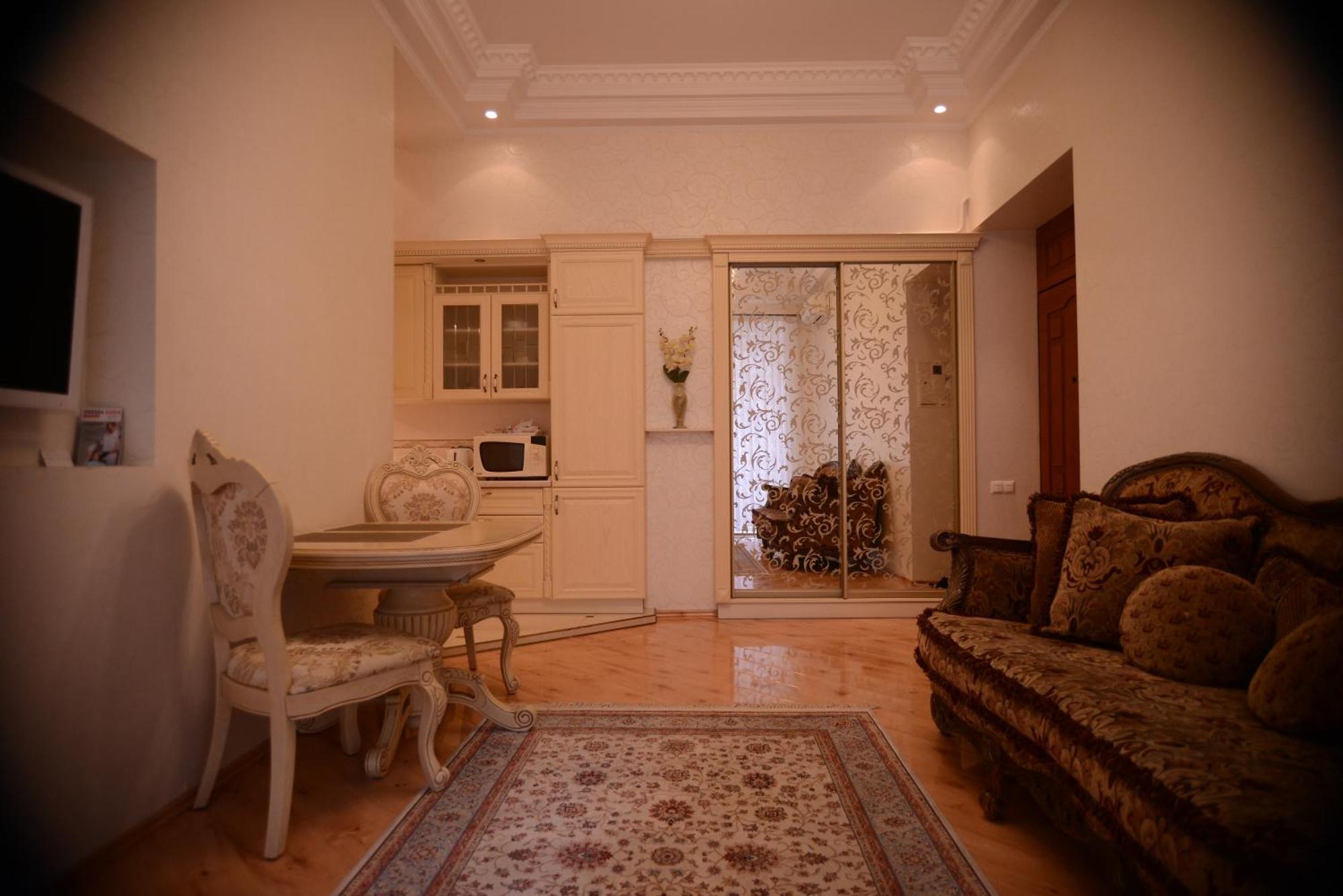Apartment For Rent On Deribasovskaya Street Одеса Екстер'єр фото